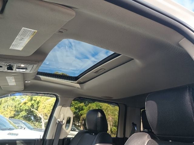 2018 RAM 2500 Laramie Crew Cab 4x4 6'4' Box