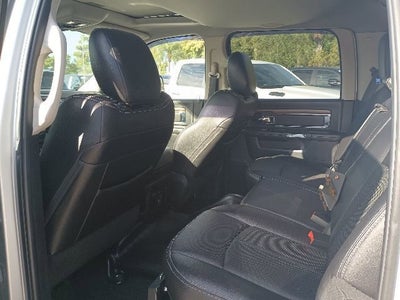 2018 RAM 2500 Laramie Crew Cab 4x4 6'4' Box