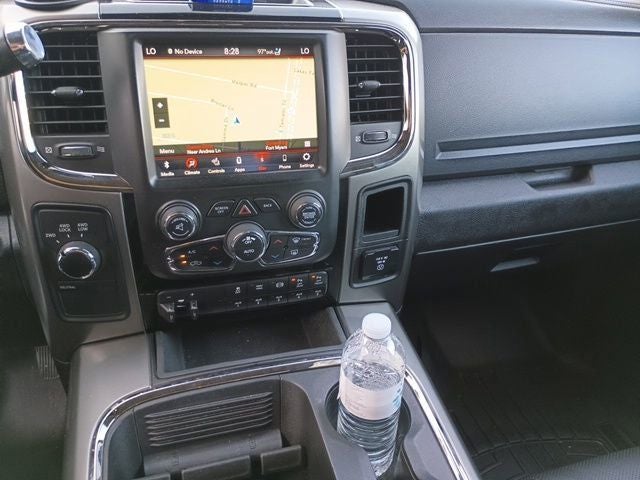 2018 RAM 2500 Laramie Crew Cab 4x4 6'4' Box