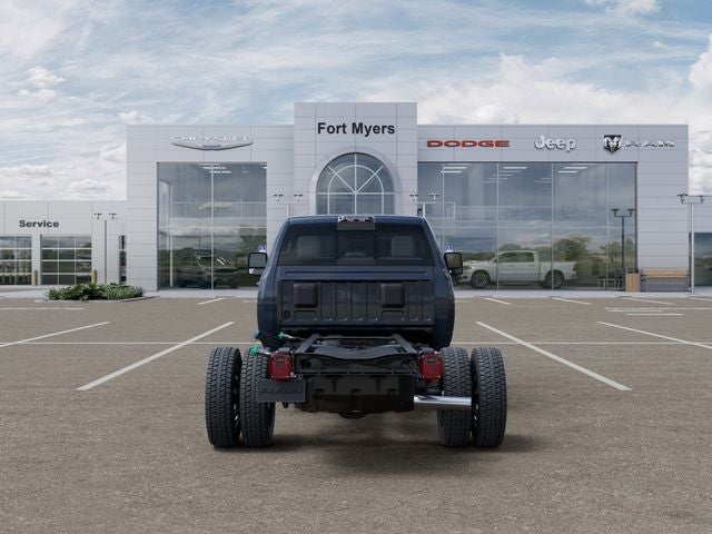 2026 RAM Ram 5500 Chassis Cab RAM 5500 BIG HORN CHASSIS CREW CAB 4X4 60' CA