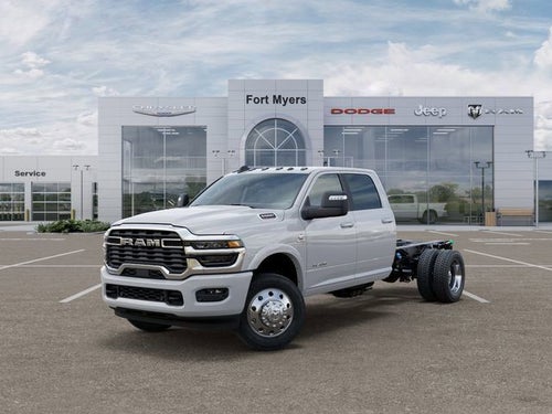 2026 RAM Ram 5500 Chassis Cab RAM 5500 BIG HORN CHASSIS CREW CAB 4X4 60' CA