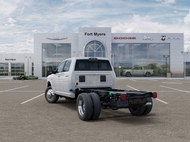 2026 RAM Ram 5500 Chassis Cab RAM 5500 BIG HORN CHASSIS CREW CAB 4X4 60' CA