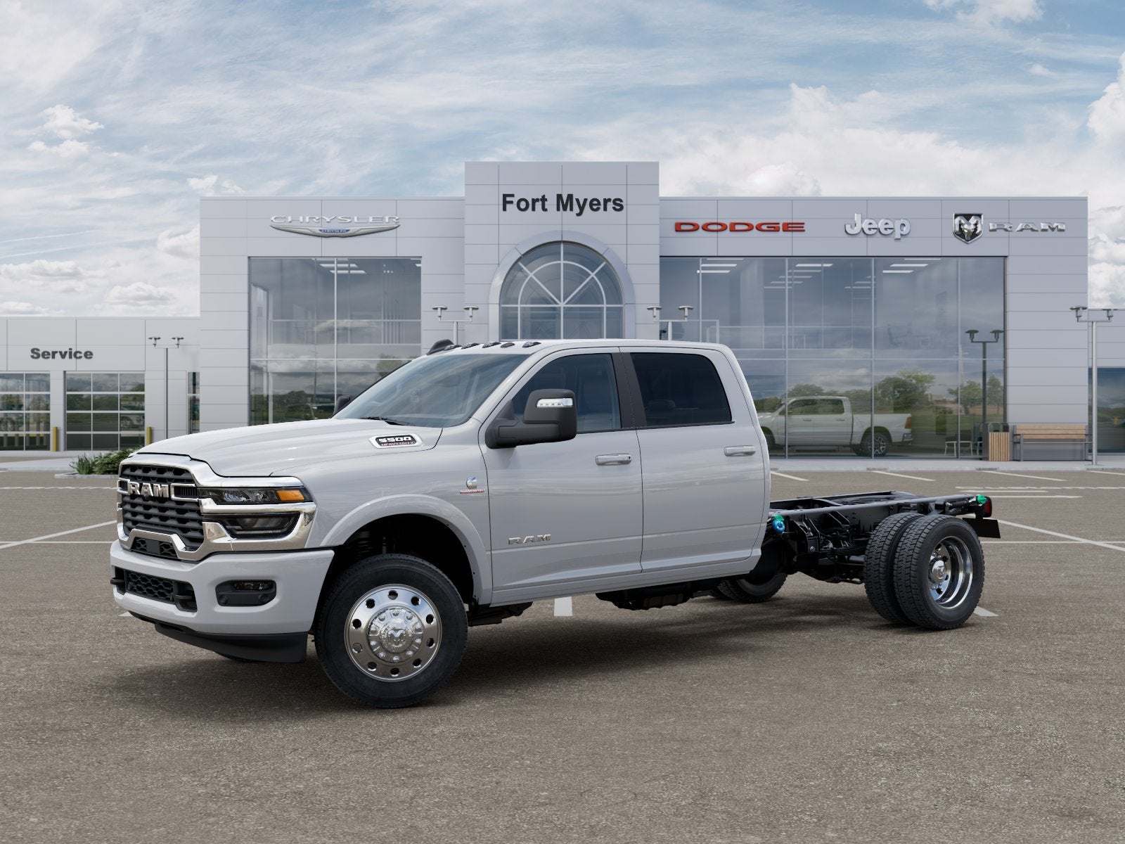 2026 RAM Ram 5500 Chassis Cab RAM 5500 BIG HORN CHASSIS CREW CAB 4X4 60' CA