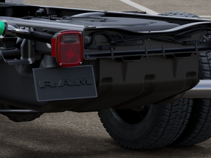 2026 RAM Ram 5500 Chassis Cab RAM 5500 BIG HORN CHASSIS CREW CAB 4X4 60' CA