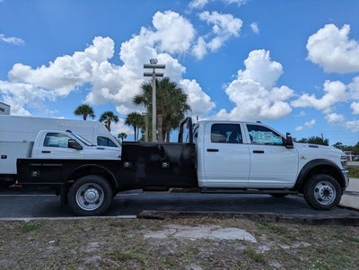 2026 RAM Ram 5500 Chassis Cab RAM 5500 TRADESMAN CHASSIS CREW CAB 4X4 84' CA