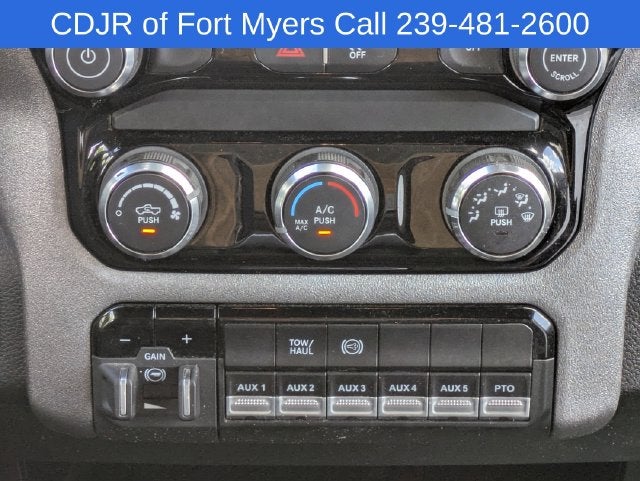 2025 RAM 5500 Chassis Tradesman/Big Horn