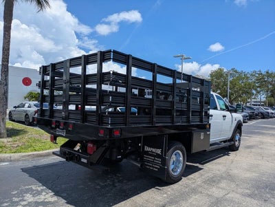 2026 RAM Ram 3500 Chassis Cab RAM 3500 TRADESMAN CREW CAB CHASSIS 4X4 60' CA