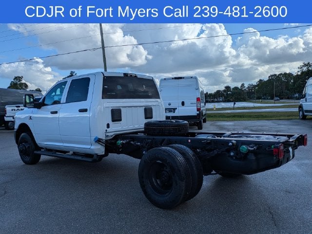 2027 RAM Ram 3500 Chassis Cab RAM 3500 TRADESMAN CREW CAB CHASSIS 4X4 60' CA