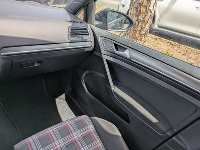 2018 Volkswagen Golf GTI Base