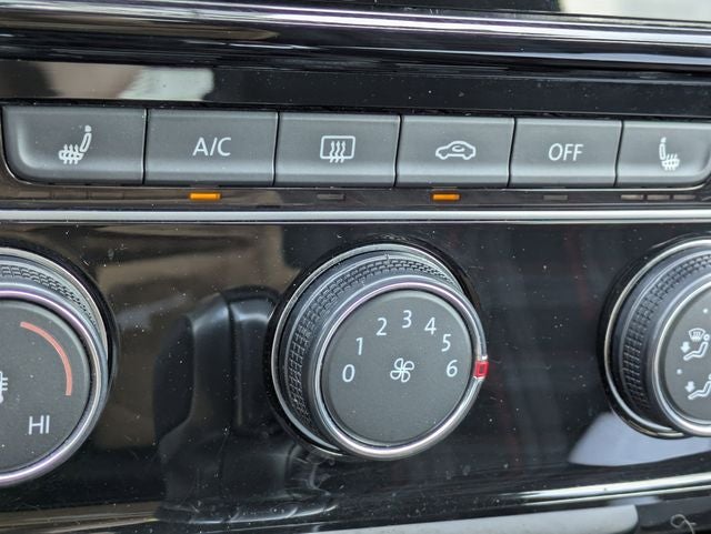 2018 Volkswagen Golf GTI Base