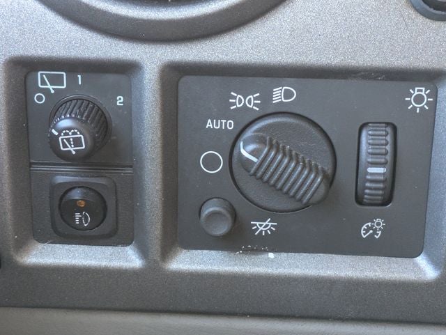 2004 Hummer H2 Base