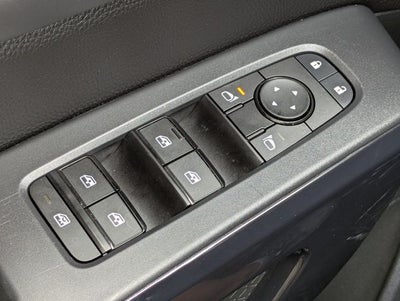 2025 Nissan Pathfinder SV FWD