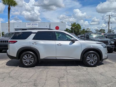 2025 Nissan Pathfinder SV FWD