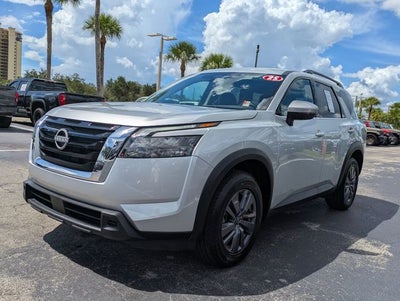 2025 Nissan Pathfinder SV FWD