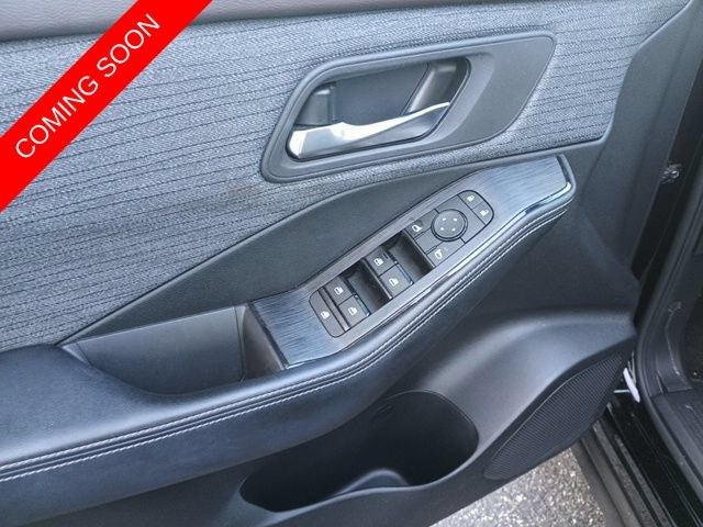 2022 Nissan Rogue SV FWD