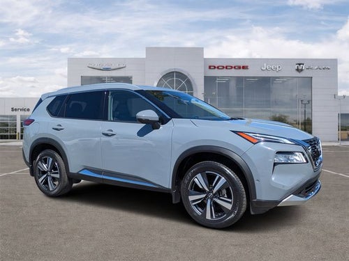 2023 Nissan Rogue Platinum FWD