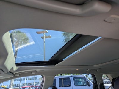 2023 Nissan Rogue Platinum FWD