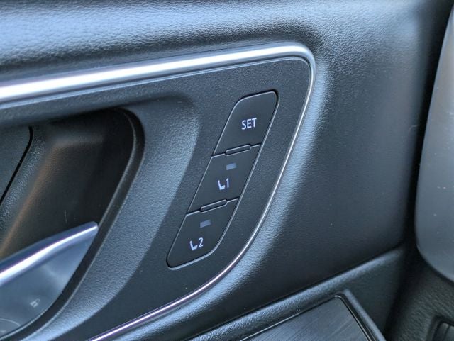 2023 Nissan Rogue Platinum FWD