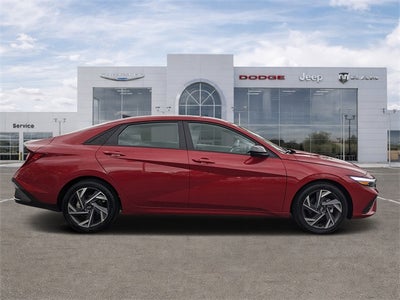 2025 Hyundai Elantra SEL Sport