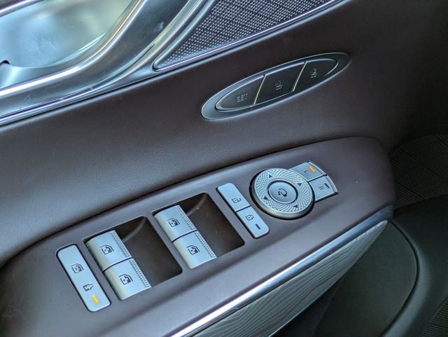 2022 Genesis GV70 2.5T AWD