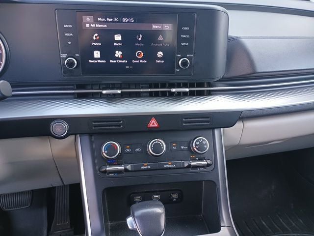 2022 Kia Carnival MPV LX Seat Package