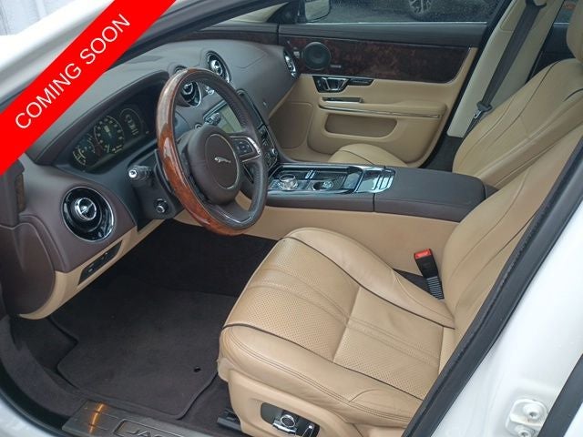 2016 Jaguar XJ R-Sport