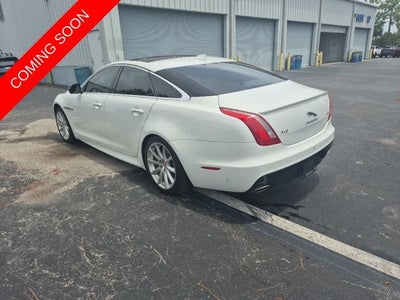 2016 Jaguar XJ R-Sport