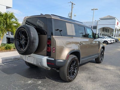 2025 Land Rover Defender 110 P300
