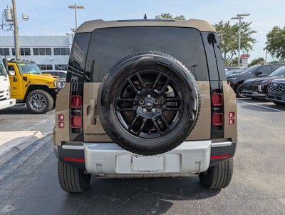 2025 Land Rover Defender 110 P300