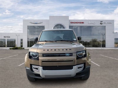 2025 Land Rover Defender 110 P300
