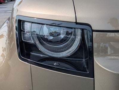 2025 Land Rover Defender 110 P300