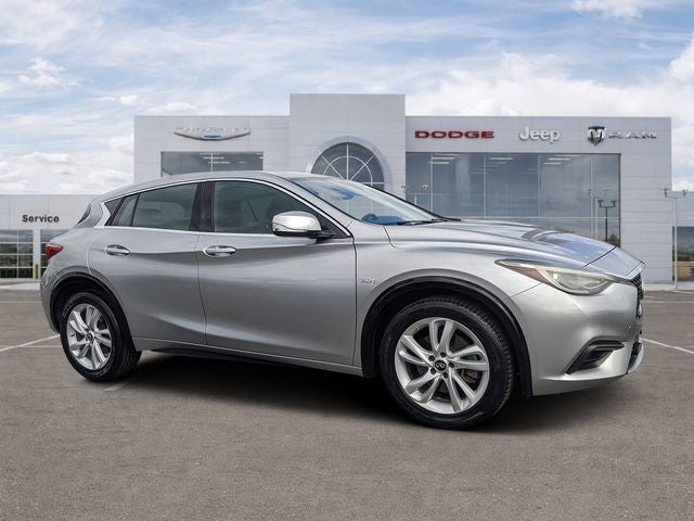 2018 INFINITI QX30 Base