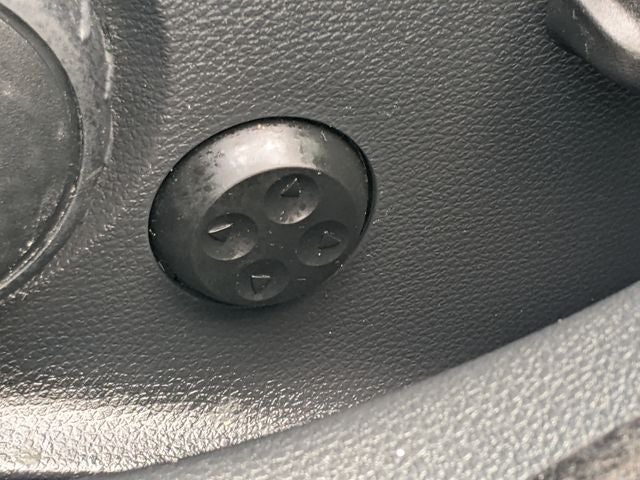 2018 INFINITI QX30 Base