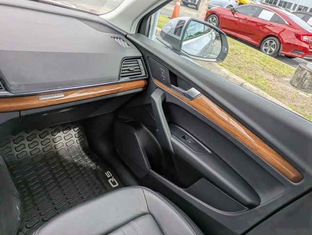 2023 Audi Q5 Premium 40 TFSI quattro S tronic