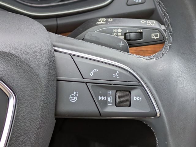 2023 Audi Q5 Premium 40 TFSI quattro S tronic