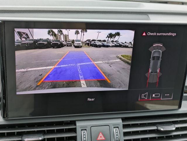 2023 Audi Q5 Premium 40 TFSI quattro S tronic