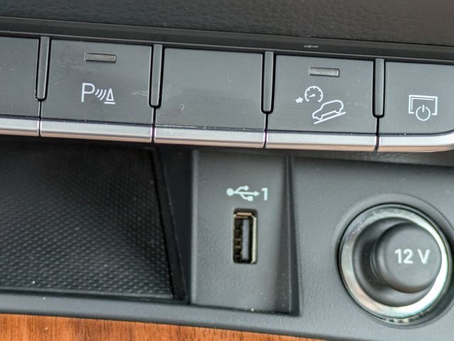 2023 Audi Q5 Premium 40 TFSI quattro S tronic