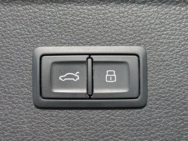 2018 Audi Q5 2.0T Tech Premium