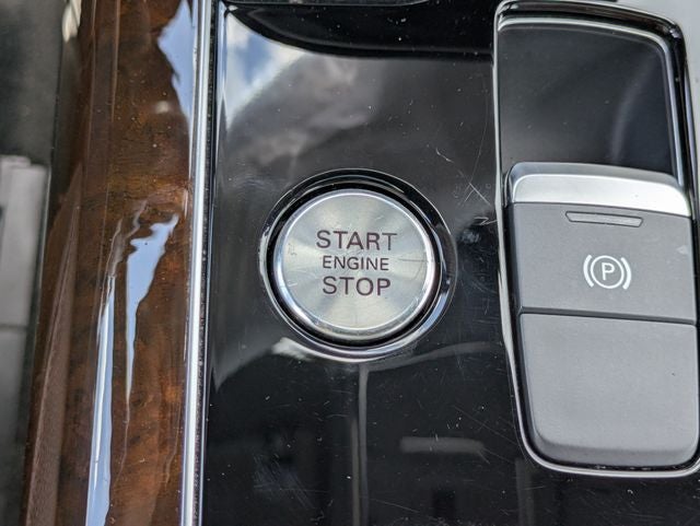 2017 Audi A8 L L 3.0T (Tiptronic) (No Longer Available for Ordering)