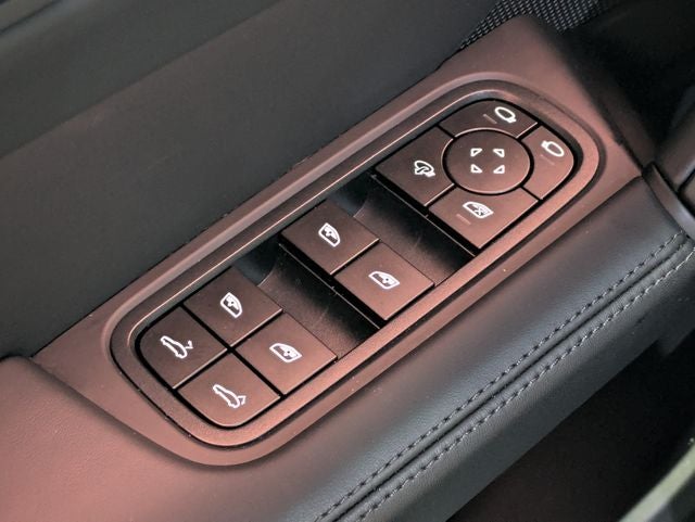 2026 Porsche Cayenne Coupe GTS