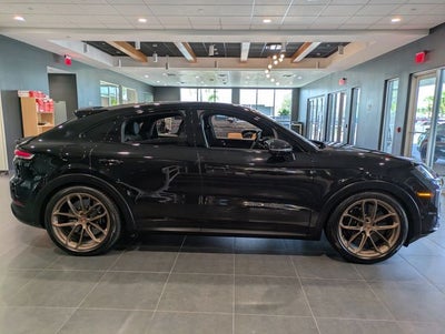 2026 Porsche Cayenne Coupe GTS
