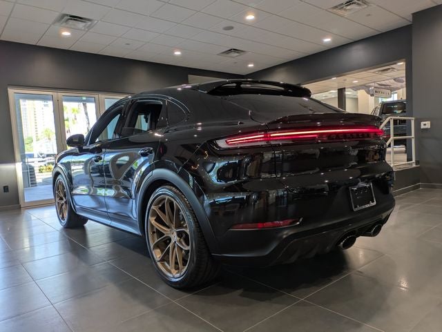 2026 Porsche Cayenne Coupe GTS