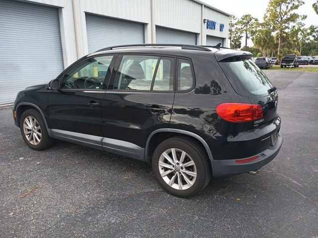 2017 Volkswagen Tiguan Base