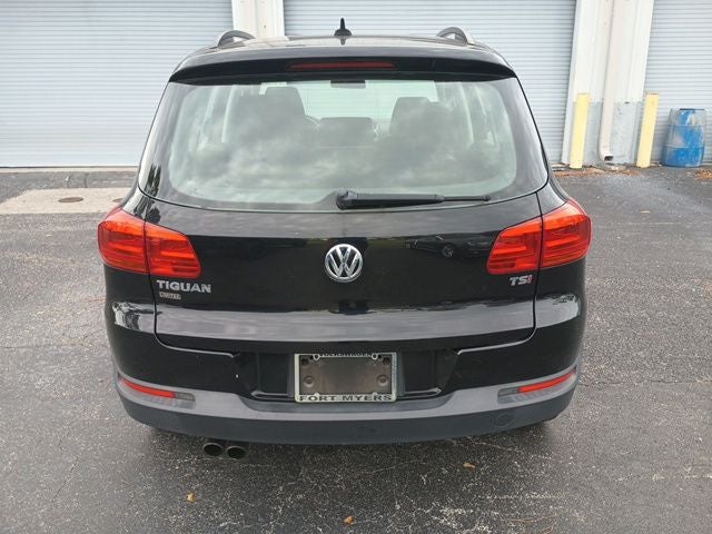 2017 Volkswagen Tiguan Base