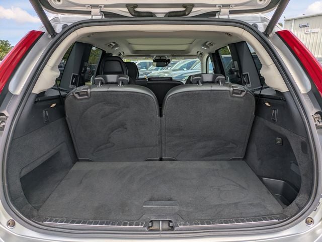 2019 Volvo XC90 T5 Momentum