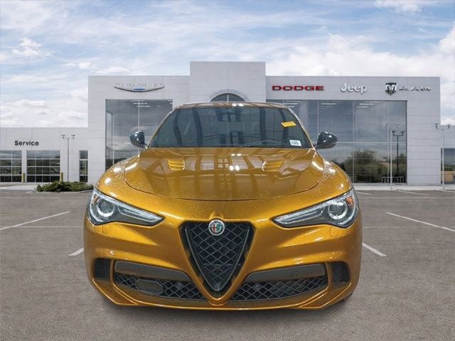 2023 Alfa Romeo Stelvio Quadrifoglio